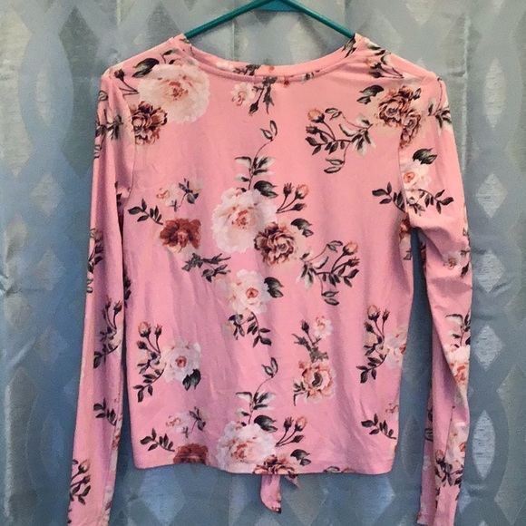 Justify girls Large pink floral long sleeve top - Picture 3 of 4